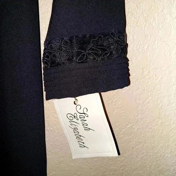 NWT Sarah Elizabeth Black Dress w/Beaded Floral Trim Size 12 - Picture 8 of 8